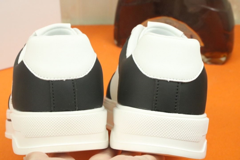 Givenchy Sneakers